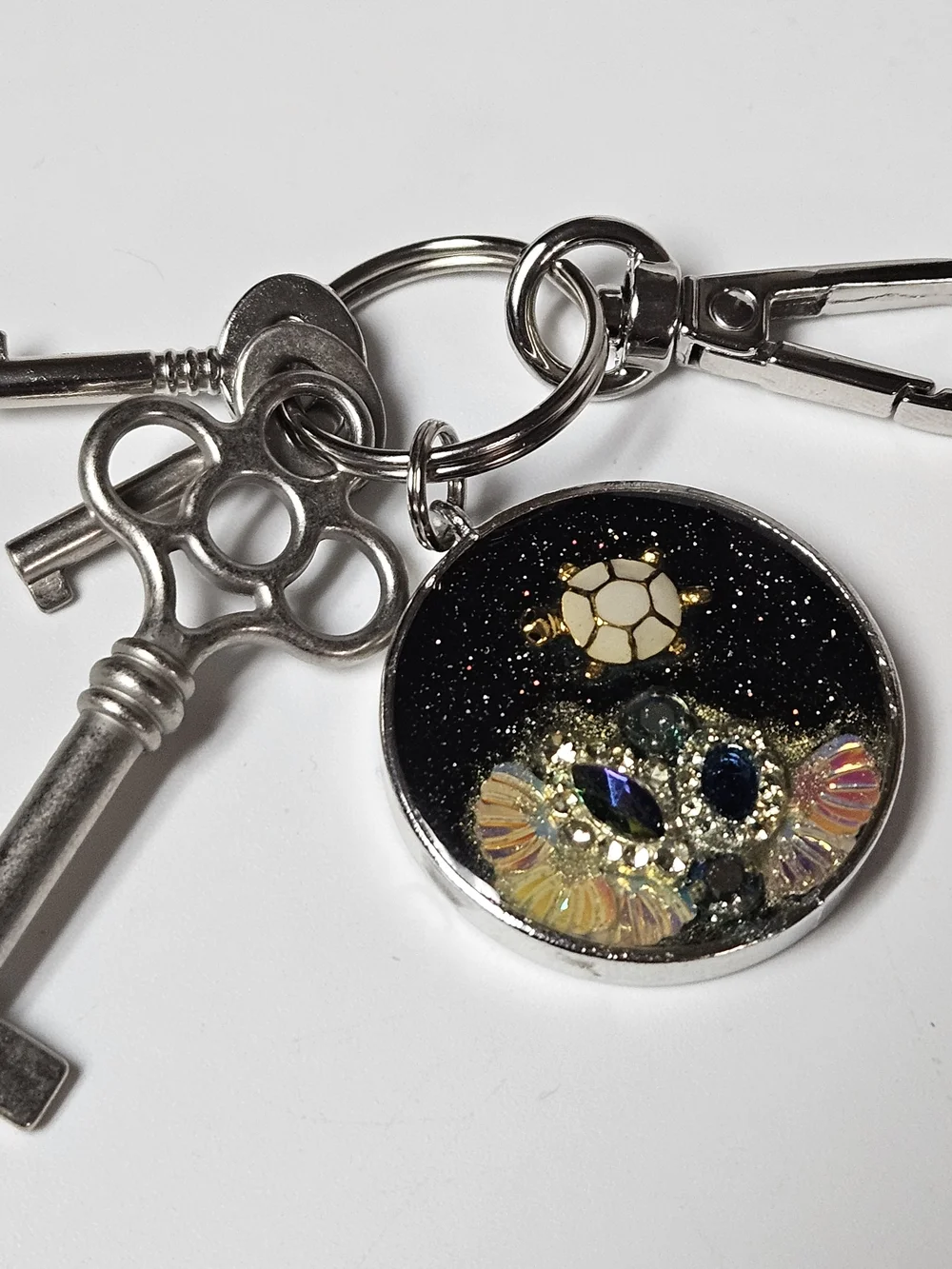 Handcrafted Black Glitter Turtle Keychain Card Holder Accent